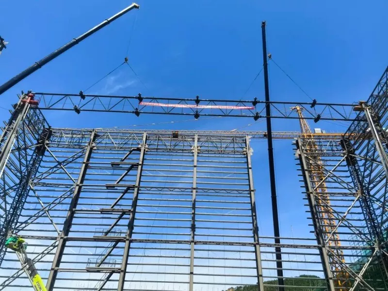 EHSS kończy podnoszenie belek w hali ekranowej na poziomie krajowym dla Hanhe Cable