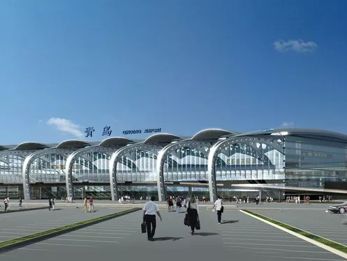 Terminal lotniska ze stalową ramą