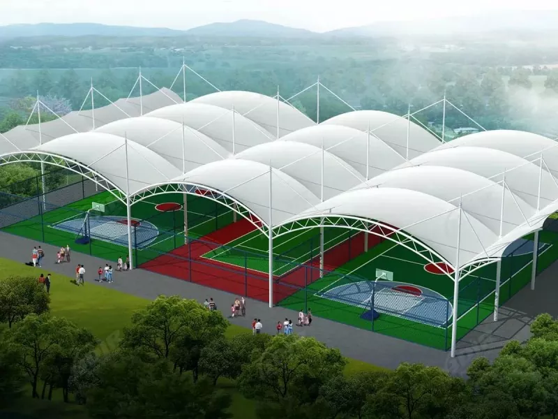 Odkryty stadion sportowy o konstrukcji stalowej