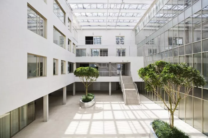 Szpital Psychiatryczny o Konstrukcji Stalowej